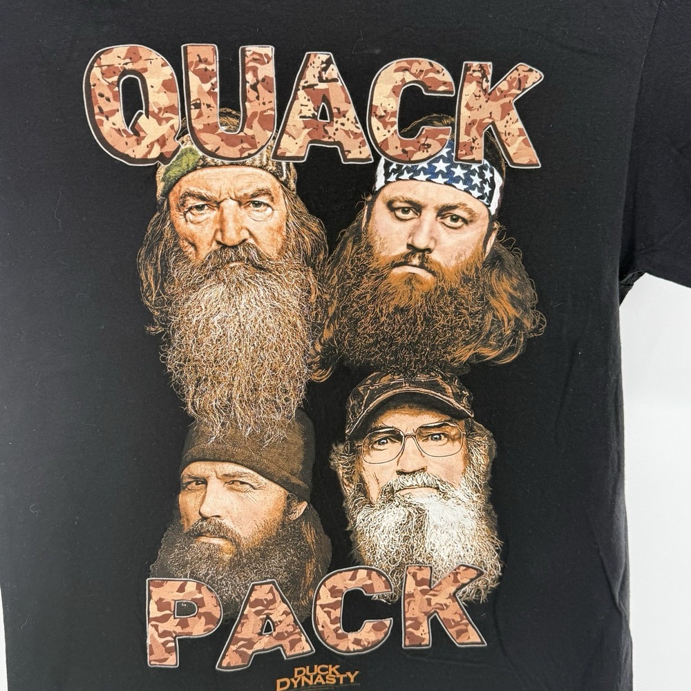 Duck Dynasty Quack Pack Medium Black Graphic T-shirt Phil Si Willy Jase